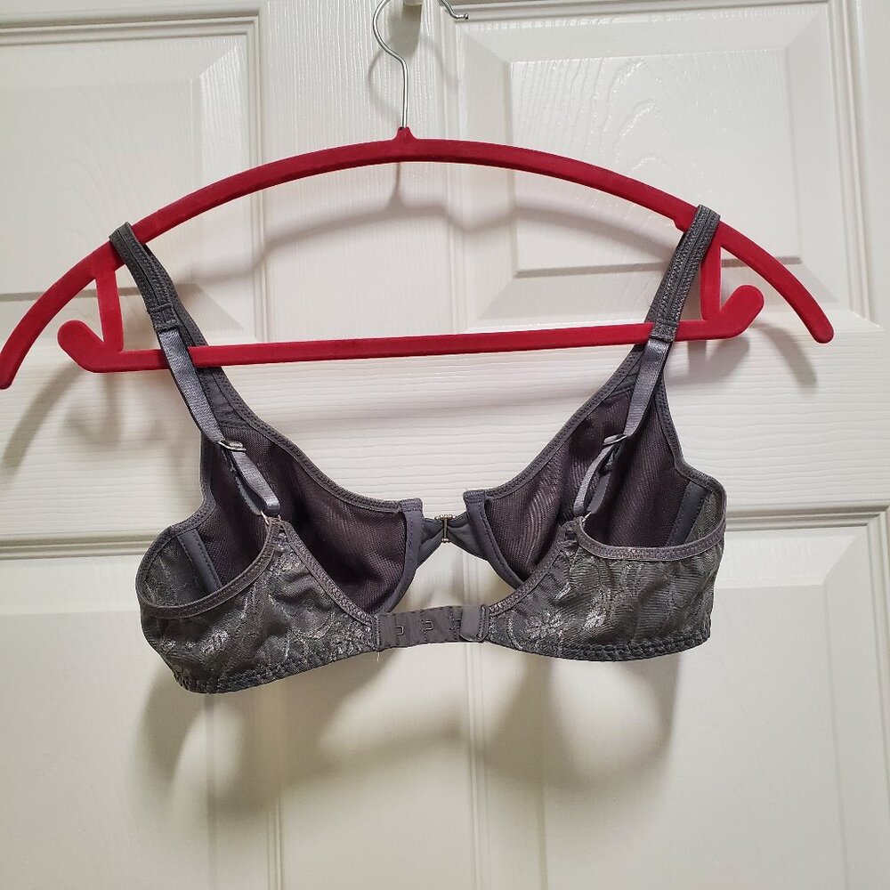 Wonderbra - Picture 2 of 3